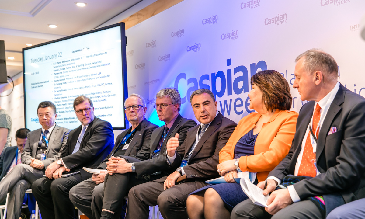 Asgardia | Leon Shpilsky, Minister of Finance of Asgardia, delivers his presentation on Caspian Week in Davos 2019