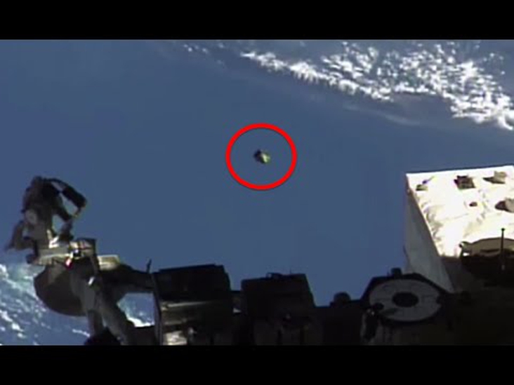 ISS Live Feed of UFO.