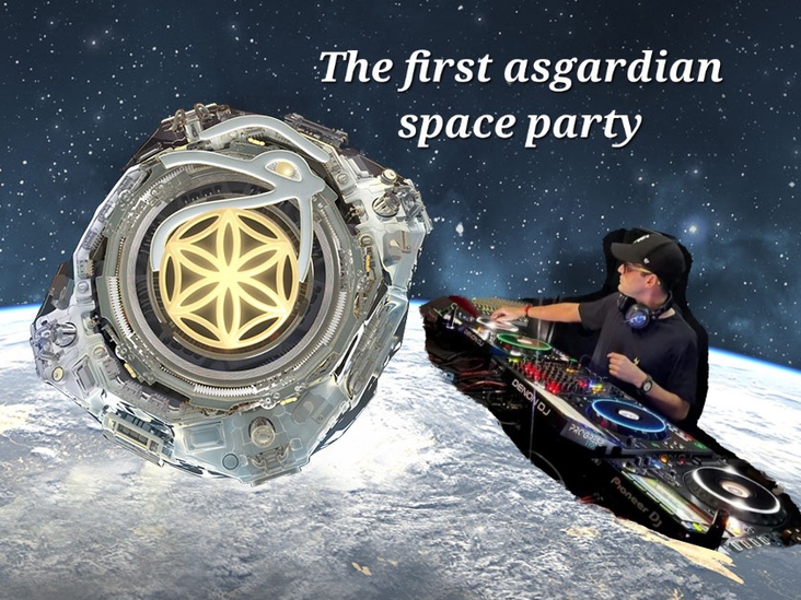 Asgardian Space Party - Fiesta espacial asgardiana capítulo Medellín.