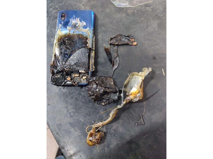 Xiaomi smartphone catches fire, company claims ‘customer induced damage’