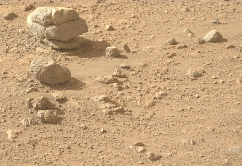 Марсианский «сэндвич» из камней. Фото: NASA, JPL-Caltech, ASU